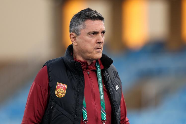 开云体育-33次关键扑救！安东尼奥为李昊鸣不平：比日本门将更配得上金手套